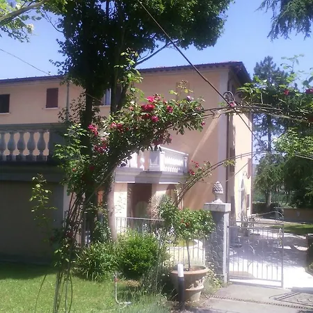 Montrona Rr Gæstehus 3*