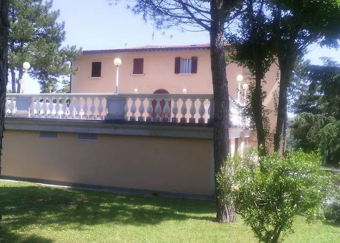 Montrona Rr Casa de hóspedes